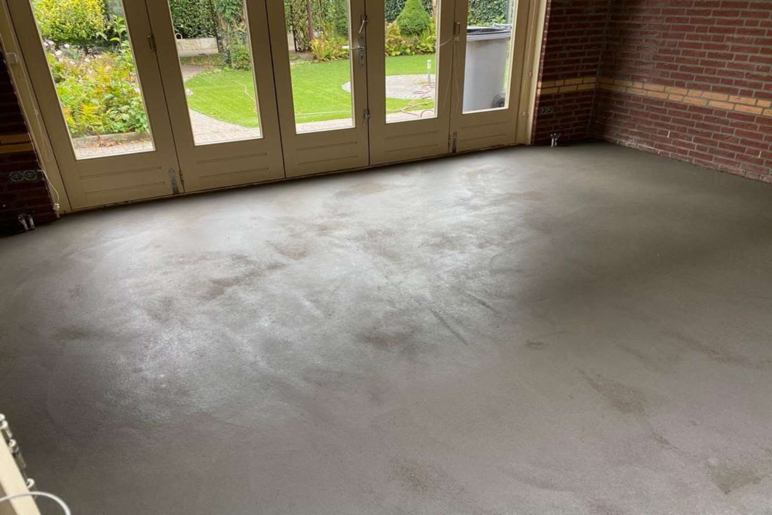 Cementdekvloer storten